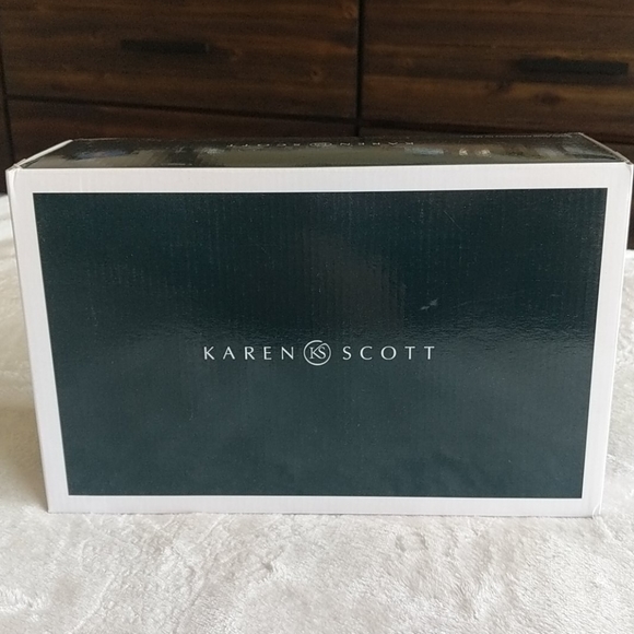 Karen Scott Womens Clancy Pointed Toe Classic Pump - Picture 14 of 15